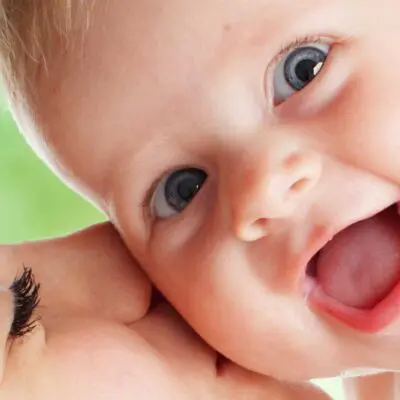 Babyartikel Babybekleidung