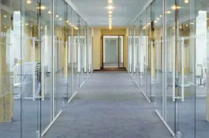 VetroWall AG - Trennwandsysteme